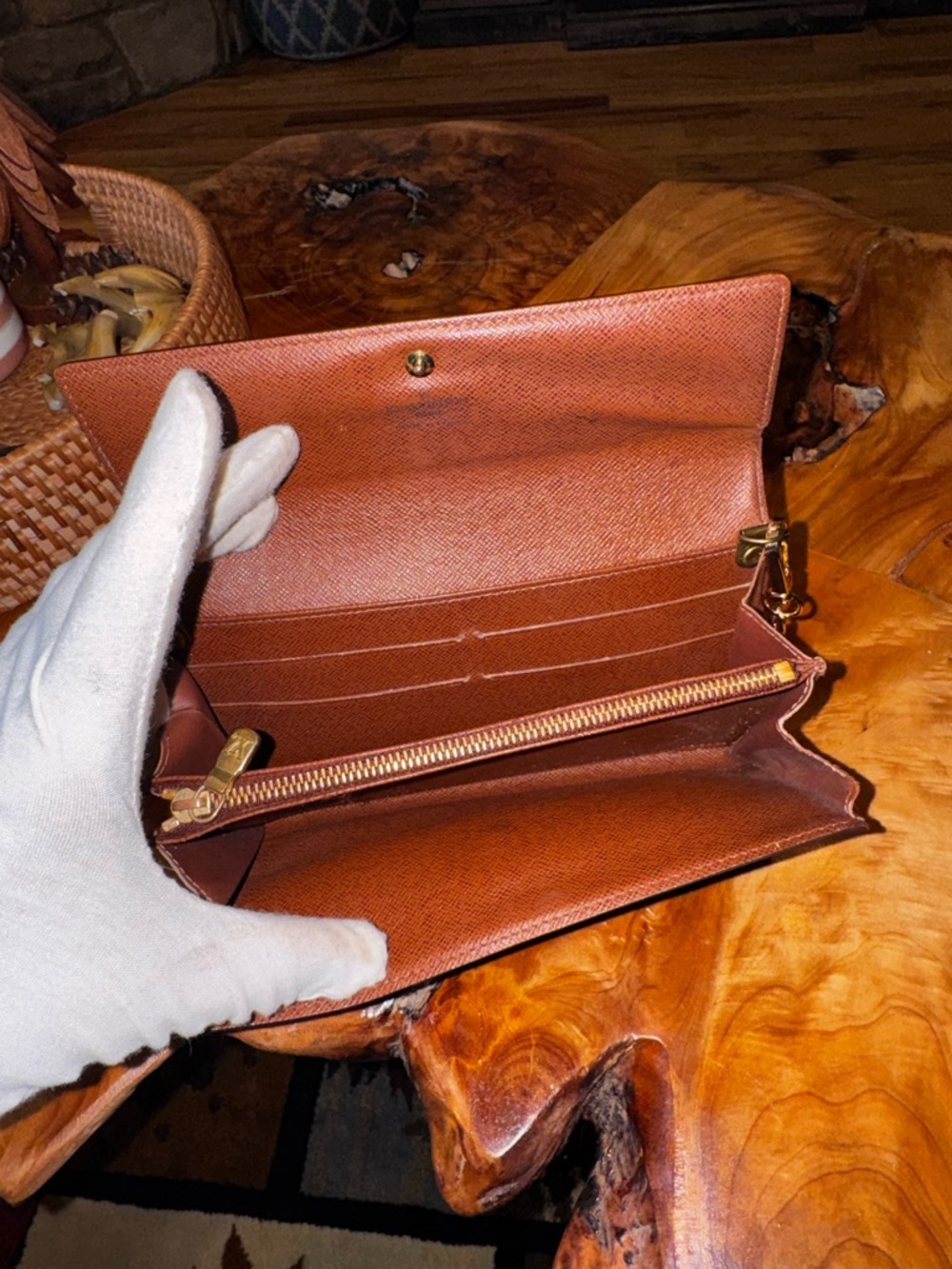 Louis Vuitton monogram long Sarah wallet brown/gold converted Crossbody 2009 - Picture 8 of 17